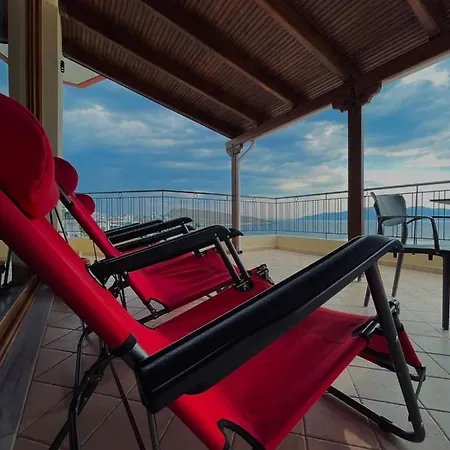 Cassandra Apartment